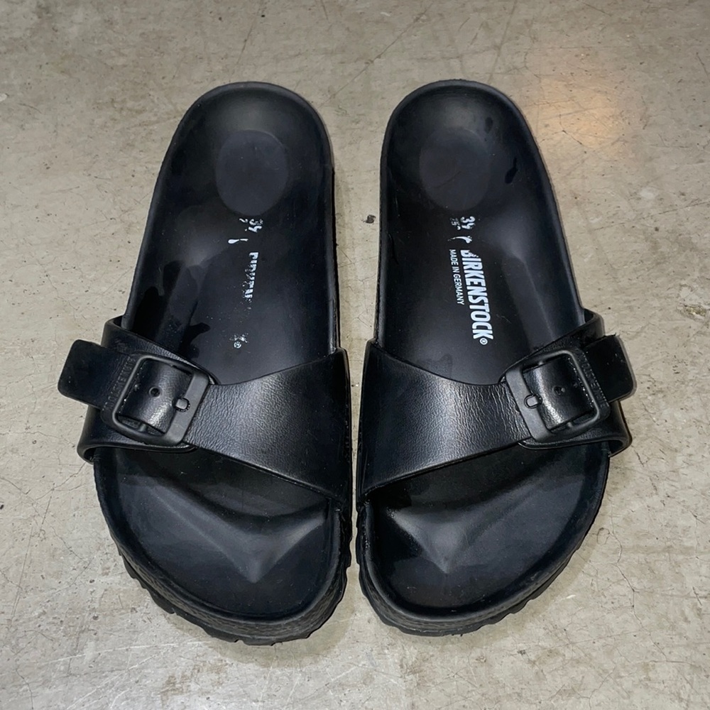 BIRKENSTOCK woman’s sandals